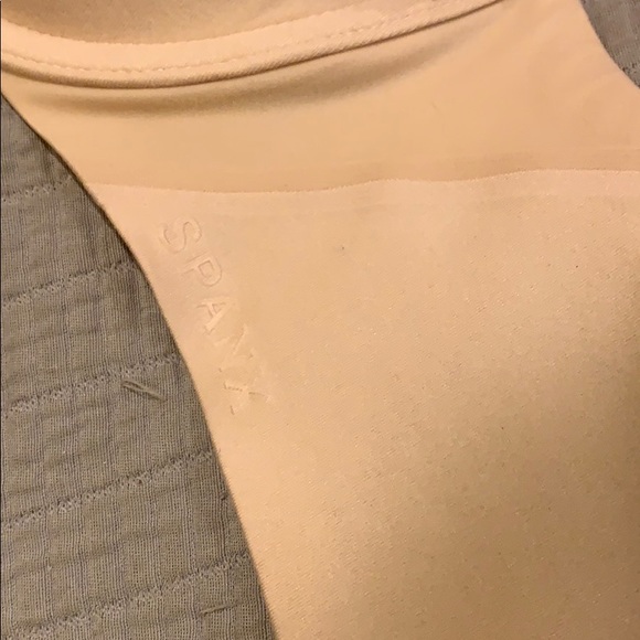 BNWT Nude Full Cup Spanx Bra - Picture 6 of 6